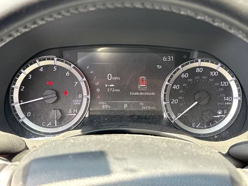 Used 2023 Toyota Highlander XLE AWD/4WD image 21