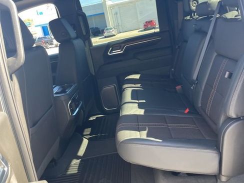 Used 2025 Chevrolet Silverado 2500 High Country w/ Technology Package image 22