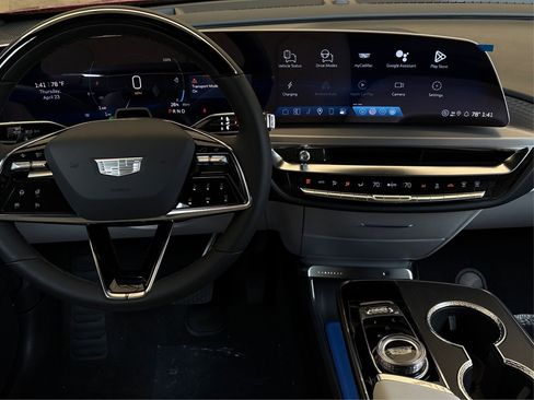 New 2026 Cadillac Lyriq Luxury RWD image 16