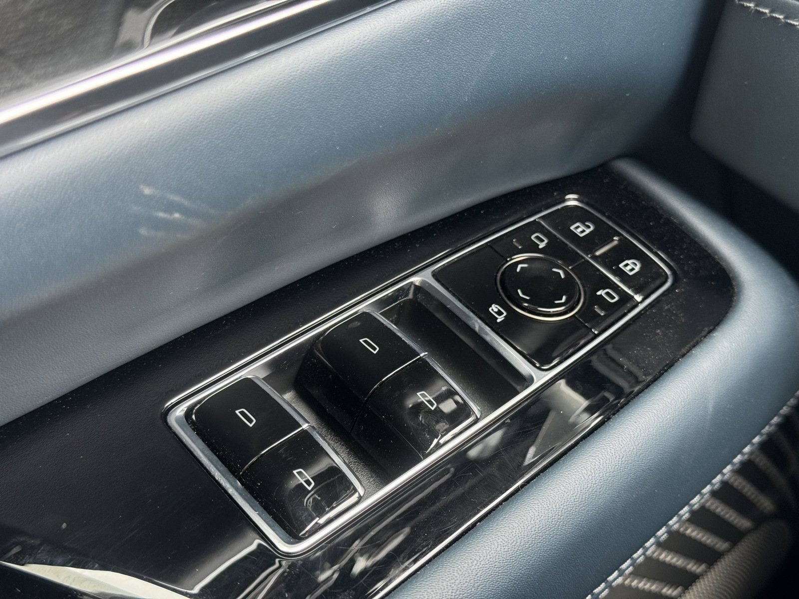 New 2025 Cadillac Escalade IQ Sport 2 AWD/4WD image 33