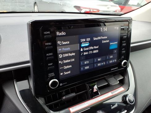 Certified 2022 Toyota Corolla Cross LE image 20