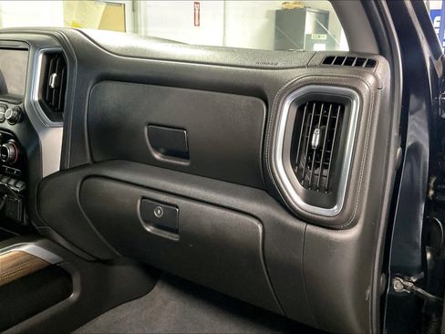 Used 2020 Chevrolet Silverado 1500 LT Trail Boss w/ Midnight Edition image 13