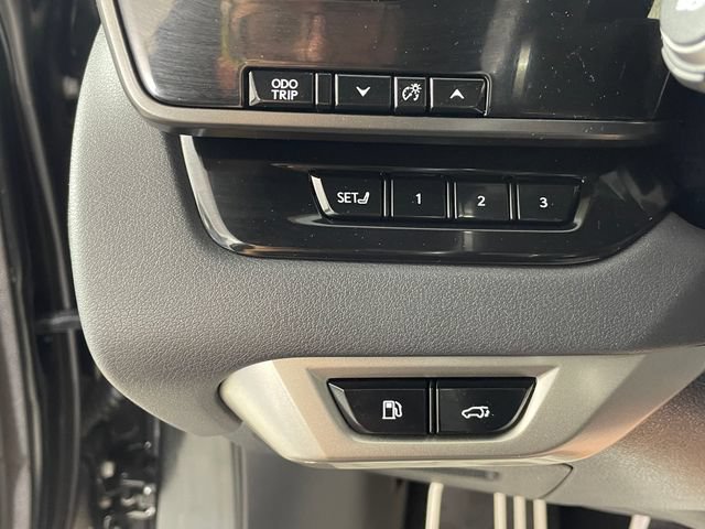 Used 2023 Lexus RX 350 F Sport w/ Cold Area Package AWD/4WD image 15
