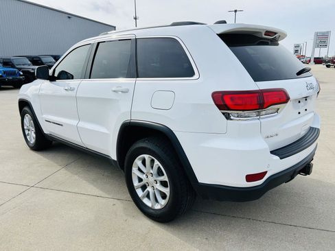 Used 2021 Jeep Grand Cherokee Laredo X image 34
