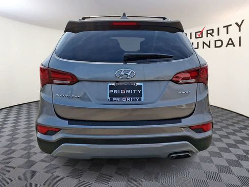 Used 2018 Hyundai Santa Fe Sport image 5