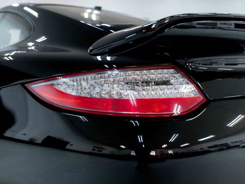 Used 2012 Porsche 911 Turbo image 23