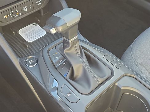 New 2025 Kia K4 EX image 28