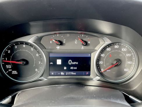 Used 2023 Chevrolet Equinox Premier image 30