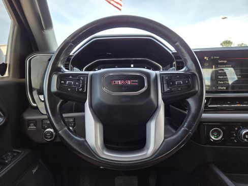 Used 2022 GMC Sierra 1500 SLT w/ SLT Convenience Package image 45
