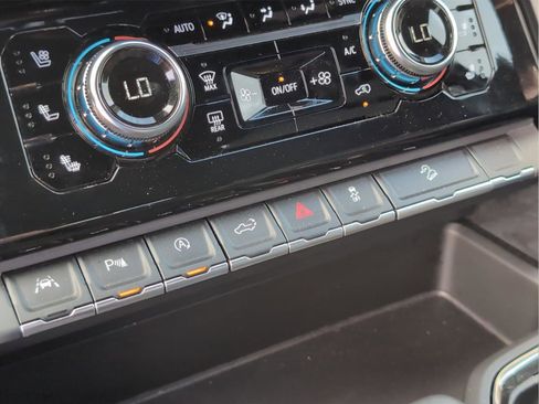 Used 2023 GMC Sierra 1500 AT4 w/ AT4 Premium Package image 20