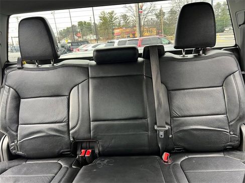 Used 2022 Chevrolet Silverado 1500 Custom w/ Safety Confidence Package image 28