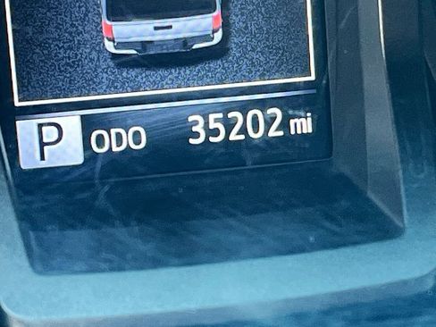 Used 2023 Toyota Tacoma TRD Off-Road image 12