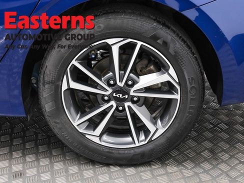 Used 2022 Kia Forte LXS w/ LXS Technology Package image 33