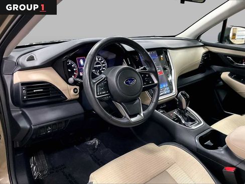 Used 2024 Subaru Outback Premium AWD/4WD image 17