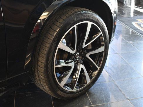 Used 2020 Volvo XC90 T6 Momentum w/ Protection Package Premier AWD/4WD image 42