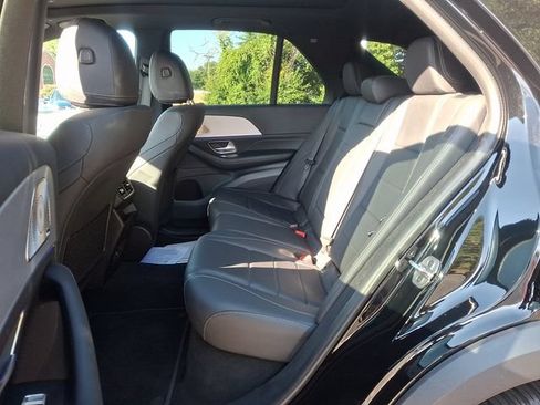 Used 2025 Mercedes-Benz GLE 350 4MATIC image 10