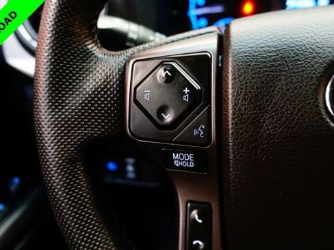 Used 2023 Toyota Tacoma TRD Off-Road w/ Technology Package AWD/4WD image 22