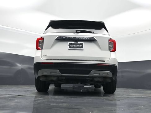 Certified 2021 Ford Explorer XLT w/ Equipment Group 202A RWD image 49