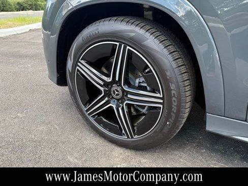 New 2026 Mercedes-Benz GLE 450 4MATIC image 9