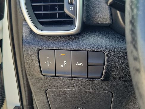 Used 2022 Kia Sportage Nightfall Edition FWD image 19