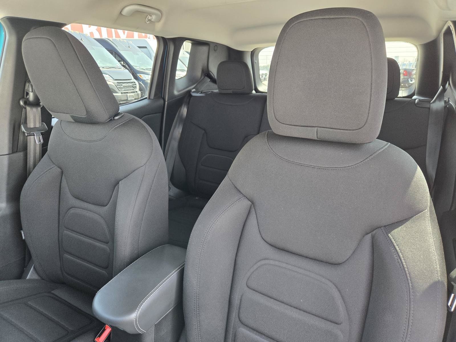 Used 2022 Jeep Renegade Latitude AWD/4WD image 25