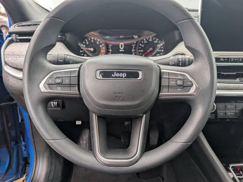 Used 2023 Jeep Compass Sport AWD/4WD image 12