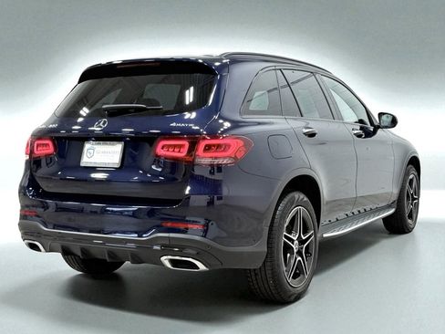 Used 2022 Mercedes-Benz GLC 300 4MATIC w/ AMG Line image 14