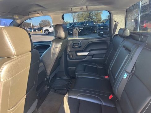 Used 2018 Chevrolet Silverado 1500 LT w/ Texas Edition image 27