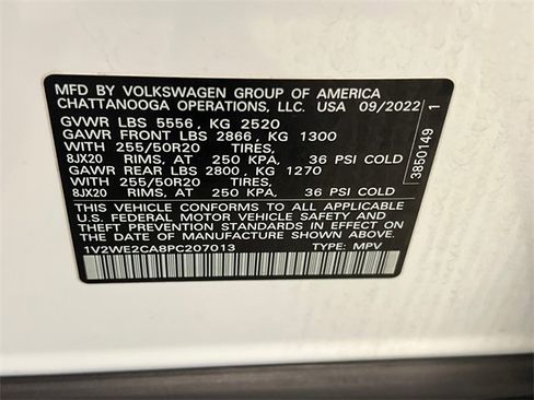 Certified 2023 Volkswagen Atlas Cross Sport SE image 29