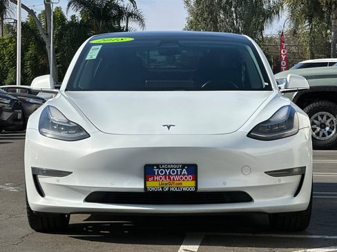 Used 2018 Tesla Model 3 Long Range image 9
