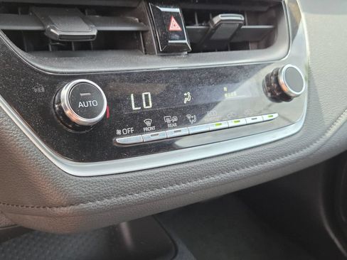 Used 2024 Toyota Corolla SE FWD image 25