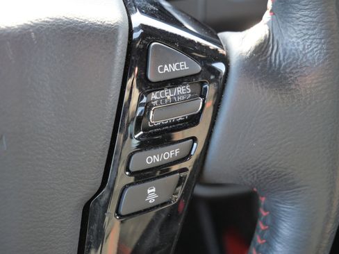 Used 2024 Nissan Frontier PRO-4X w/ Pro Convenience Package image 33