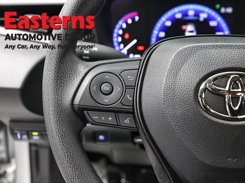 Used 2021 Toyota Corolla LE w/ Carpet Mat Package (TMS) image 15