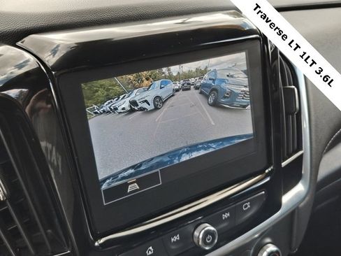Used 2023 Chevrolet Traverse LT image 31