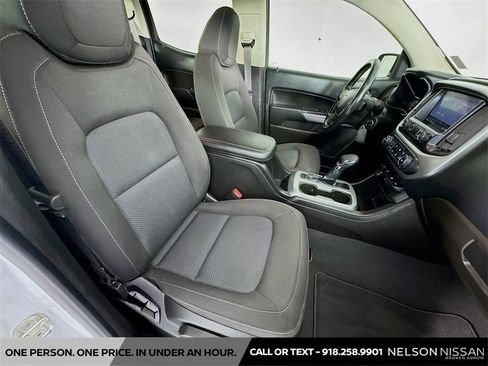 Used 2022 Chevrolet Colorado LT image 25