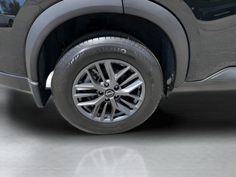 Used 2026 Nissan Rogue S AWD/4WD image 24