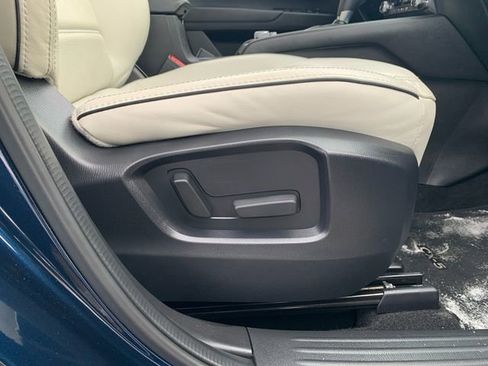 Used 2025 MAZDA CX-5 AWD 2.5 S w/ Preferred Package image 16