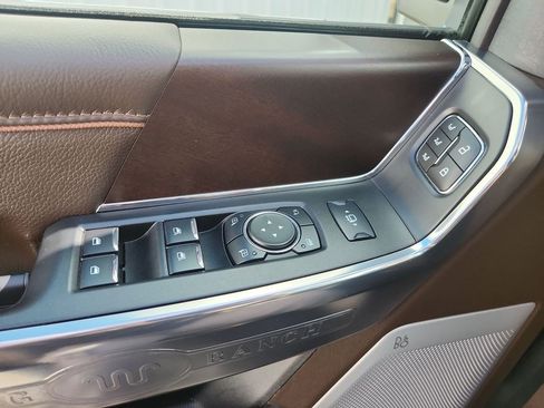 Used 2025 Ford F250 King Ranch w/ Tremor Off-Road Package AWD/4WD image 5
