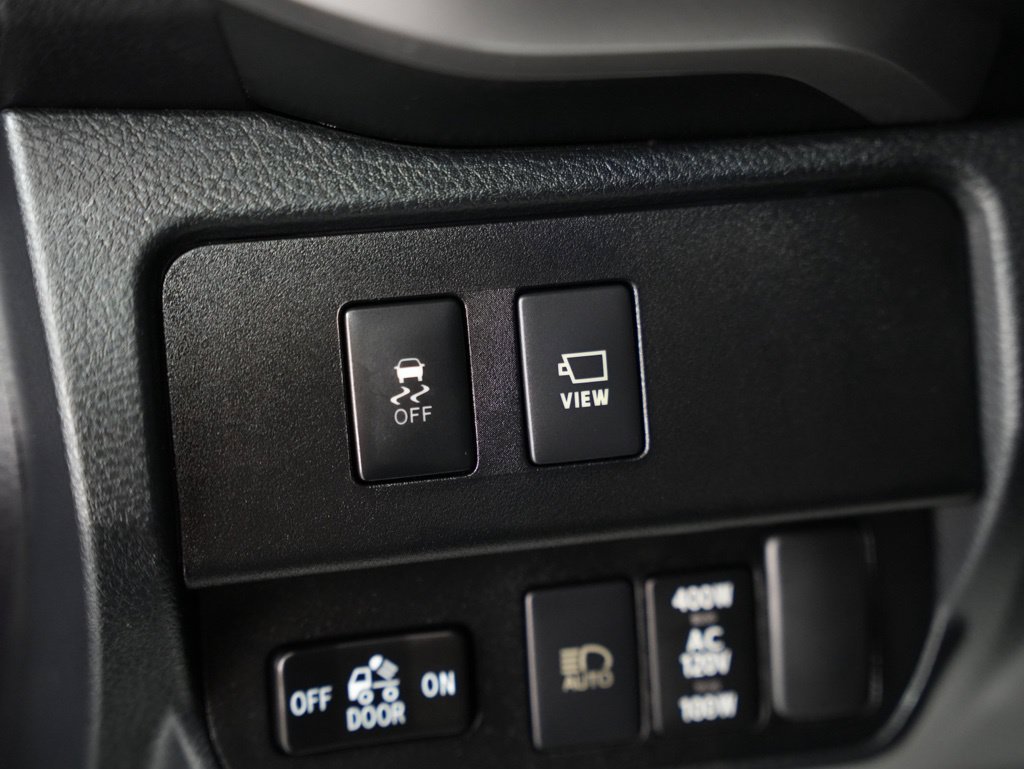 Used 2020 Toyota Tacoma Limited AWD/4WD image 47