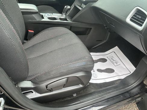 Used 2017 Chevrolet Equinox LT w/ Convenience Package FWD image 12