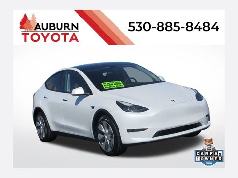 Used 2023 Tesla Model Y Long Range image 1