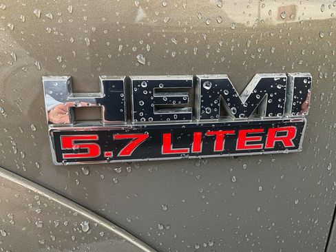 Used 2015 RAM 1500 Outdoorsman image 34