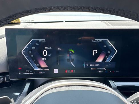 Used 2025 BMW 530i image 21