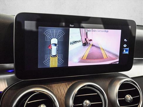 Used 2022 Mercedes-Benz GLC 300 GLC 300 image 15