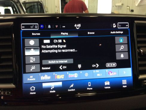 New 2025 Chrysler Voyager LX image 27