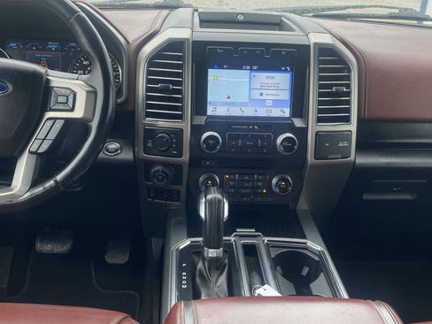 Used 2018 Ford F150 Platinum w/ Equipment Group 701A Luxury AWD/4WD image 20
