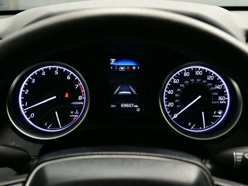 Used 2022 Toyota Camry LE FWD image 22