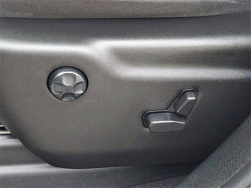 Certified 2023 Dodge Durango GT image 34