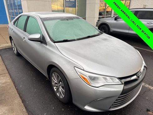 Used 2015 Toyota Camry XLE image 5