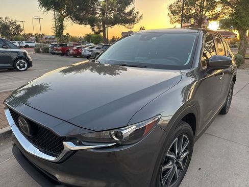 Used 2018 MAZDA CX-5 Touring w/ Preferred Equipment Package FWD image 1